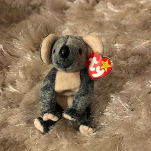 VINTAGE TY NWT BEANIE BABY BORN AUGUST 28,1999